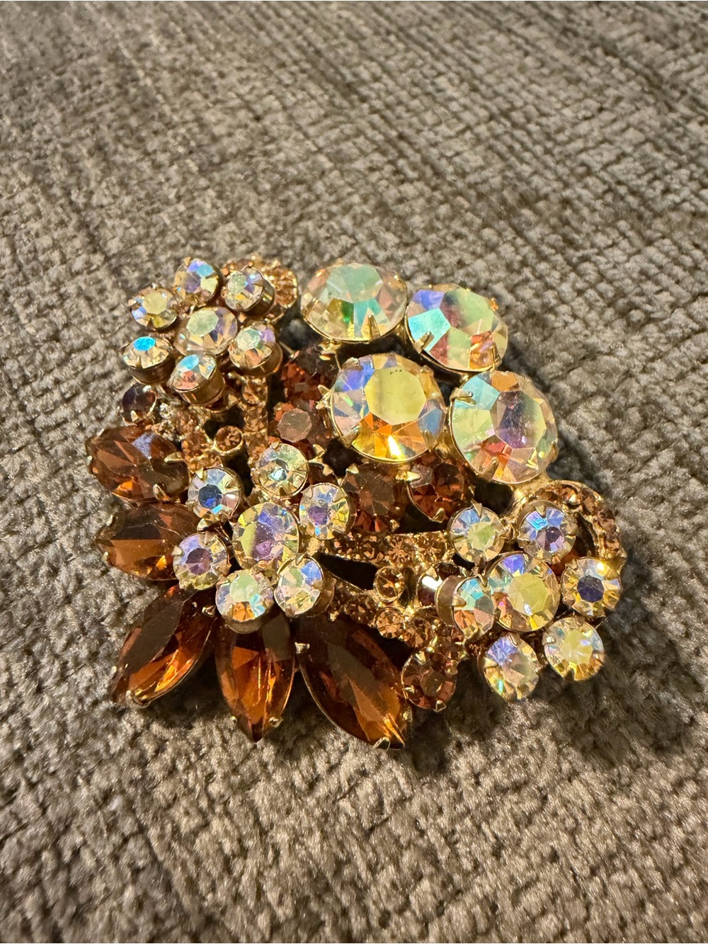 Vintage Borealis Rhinestone Brooch